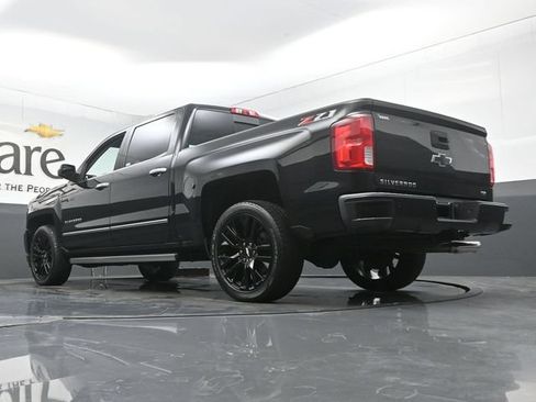 Used 2018 Chevrolet Silverado 1500 LTZ Z71 w/ LTZ Plus Package AWD/4WD image 5