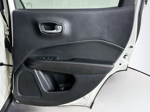 Used 2021 Jeep Compass Trailhawk w/ Convenience Group image 28