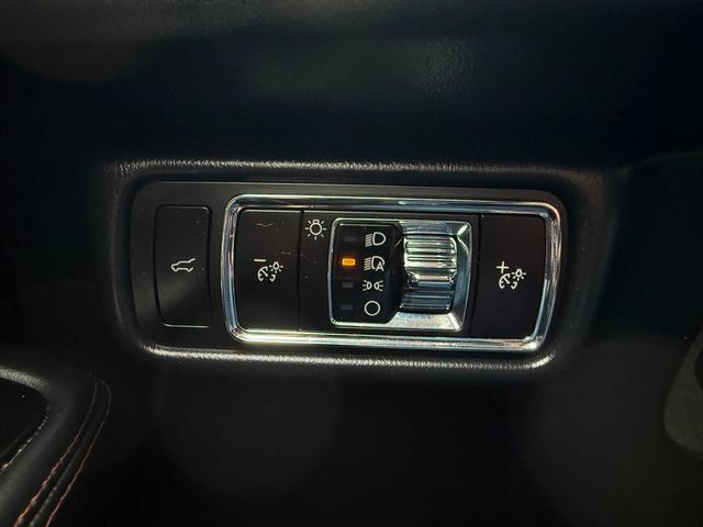 Used 2023 Lincoln Aviator AWD w/ Premium Package image 15