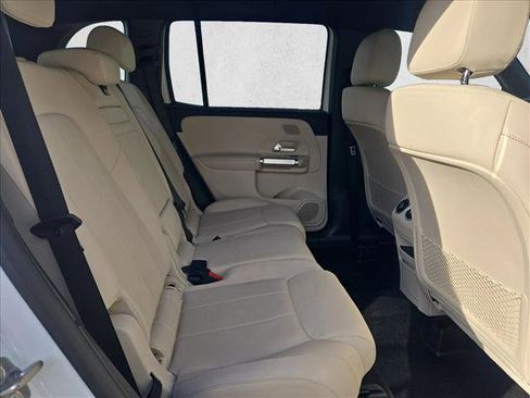 Certified 2024 Mercedes-Benz GLB 250 image 19