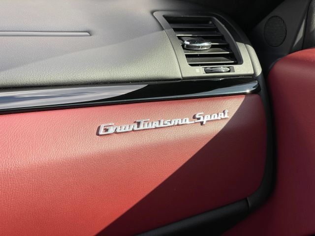 Used 2016 Maserati GranTurismo Sport RWD image 29