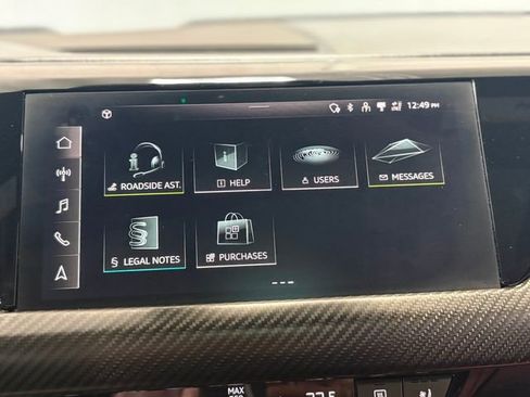 Used 2022 Audi e-tron GT Premium Plus w/ Performance Package image 31