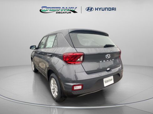 New 2026 Hyundai Venue SE image 7