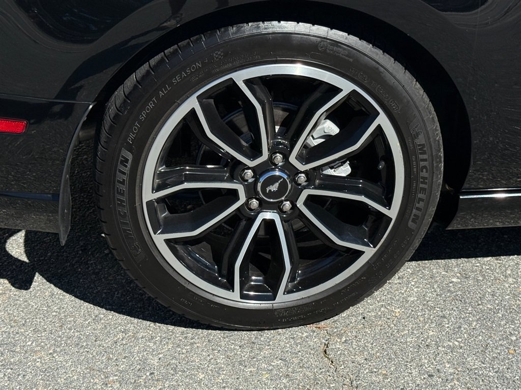 Used 2014 Ford Mustang GT w/ FP8 Appearance Package RWD image 31