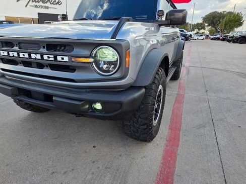 Used 2021 Ford Bronco Big Bend w/ Sasquatch Package AWD/4WD image 2