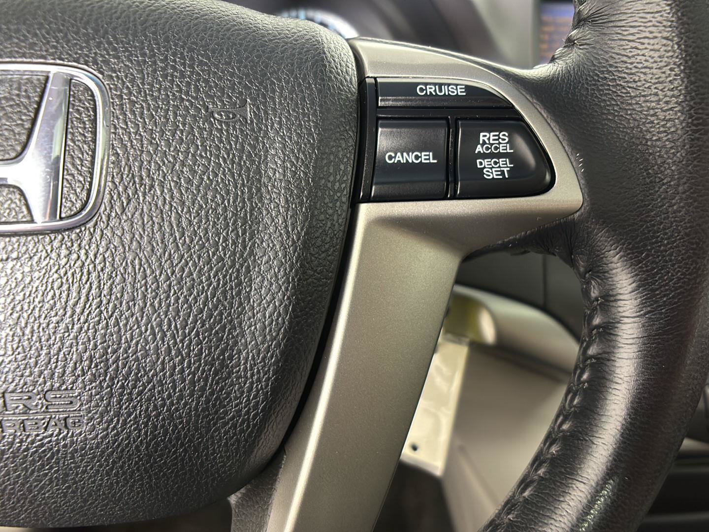 Used 2010 Honda Accord EX-L image 32