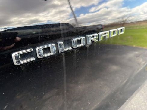 Used 2023 Chevrolet Colorado W/T image 10