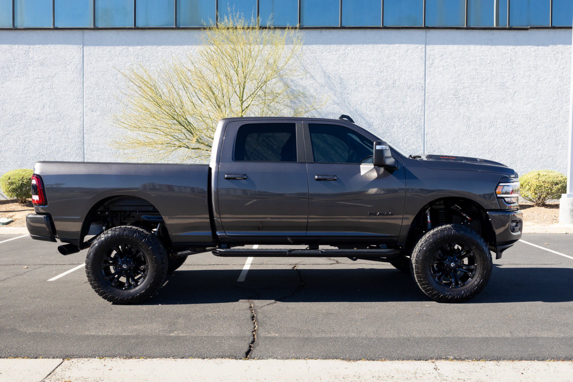 Used 2024 RAM 2500 Laramie w/ Night Edition AWD/4WD image 2
