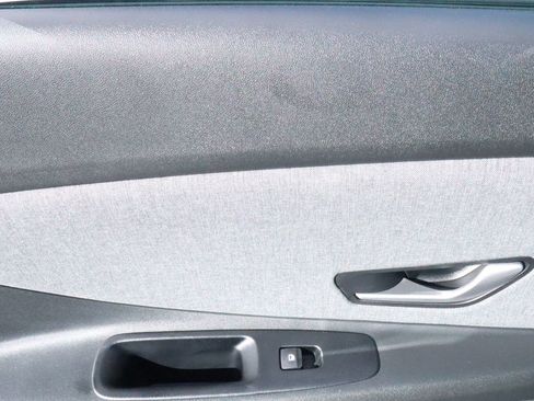 New 2026 Hyundai Elantra Limited image 24