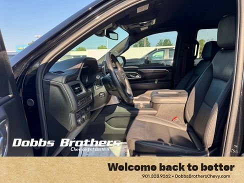 Used 2023 Chevrolet Tahoe Z71 w/ Luxury Package AWD/4WD image 14