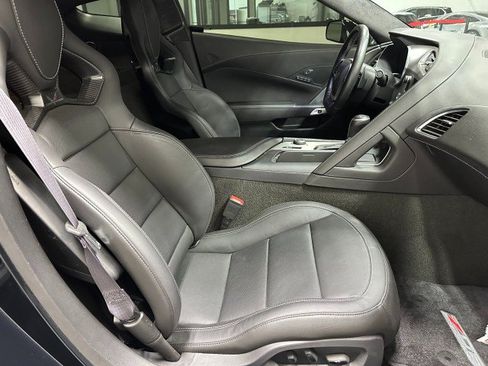 Used 2016 Chevrolet Corvette Z06 w/ 3LZ Preferred Equipment Group RWD image 27