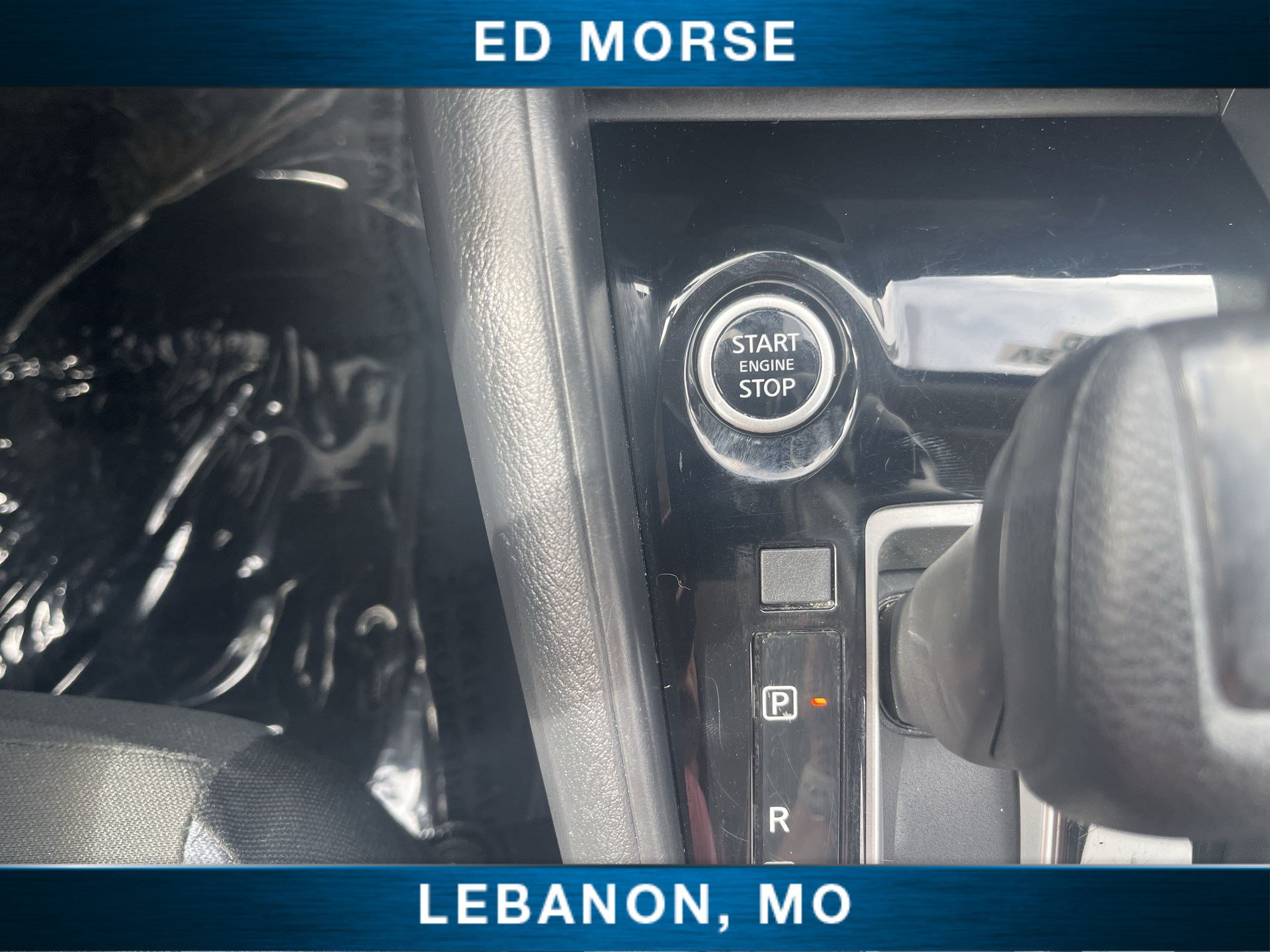Used 2025 Nissan Versa SV FWD image 16