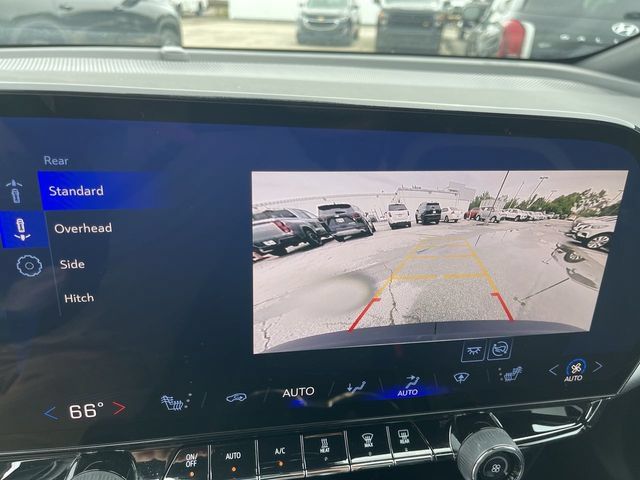 Used 2024 Chevrolet Blazer EV LT AWD/4WD image 17