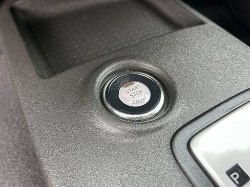 Used 2020 Nissan Frontier PRO-4X w/ Pro-4x Utility Package AWD/4WD image 26