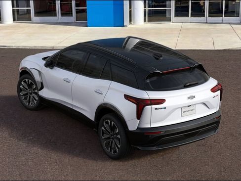 New 2026 Chevrolet Blazer EV SS w/ Performance Package AWD/4WD image 3