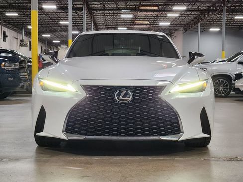 Used 2023 Lexus IS 300 w/ Comfort Package image 3
