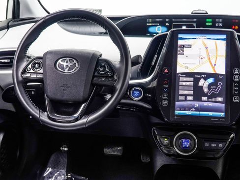 Used 2021 Toyota Prius Prime XLE FWD image 19