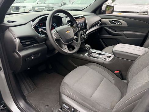 Used 2023 Chevrolet Traverse LT AWD/4WD image 11