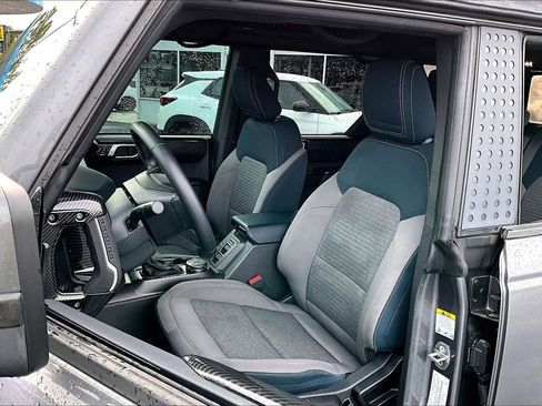 Used 2021 Ford Bronco Outer Banks image 16