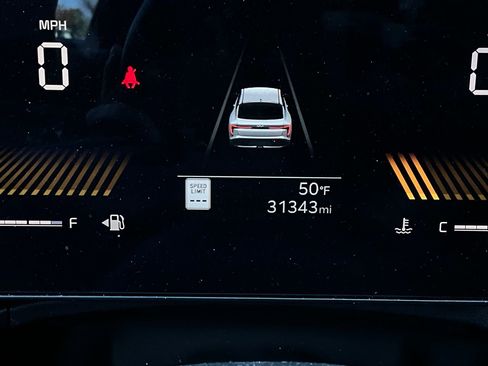 Used 2025 Kia K4 LXS image 38