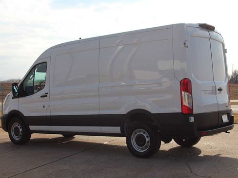 New 2024 Ford Transit 250 148 Medium Roof image 7