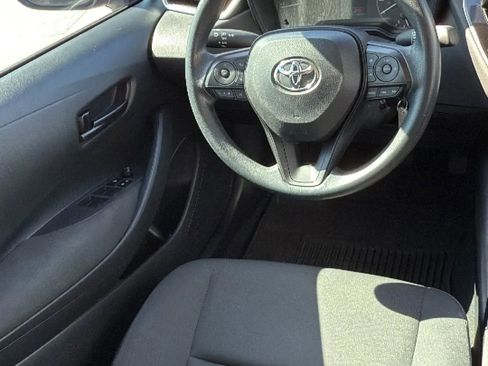 Used 2024 Toyota Corolla LE image 9