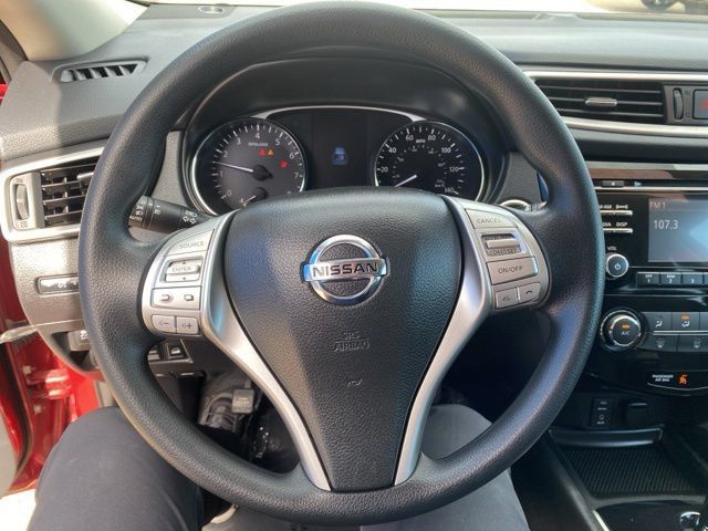 Used 2016 Nissan Rogue SV AWD/4WD image 11