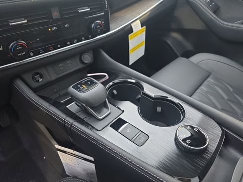 New 2026 Nissan Rogue Platinum w/ Platinum Premium Package image 26