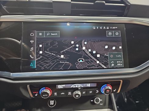 Used 2024 Audi Q3 2.0T Premium Plus image 24