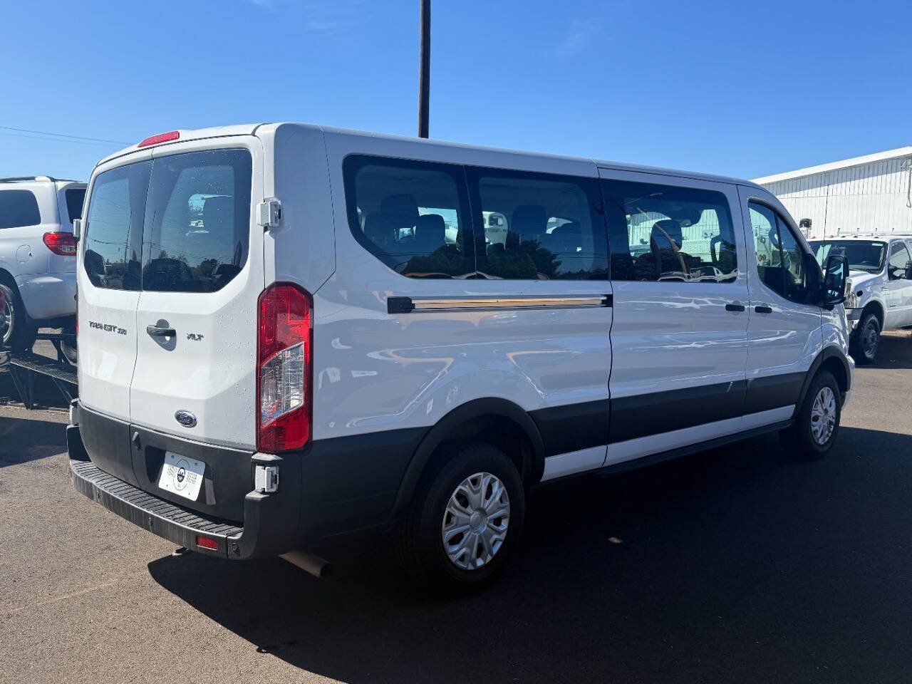 Used 2024 Ford Transit 350 XLT RWD image 10