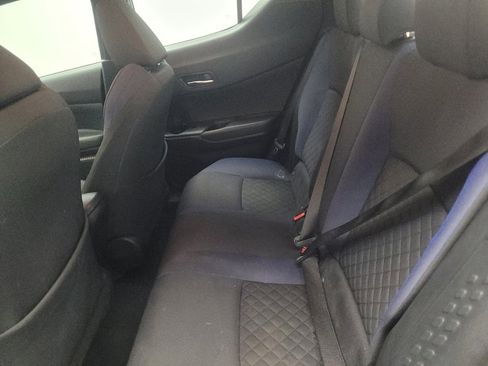 Used 2021 Toyota C-HR XLE FWD image 18
