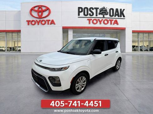 Used 2021 Kia Soul LX FWD image 5