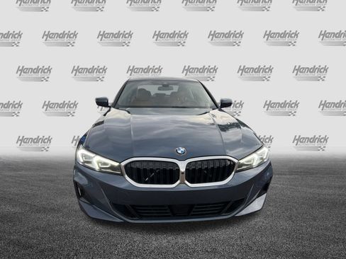 Certified 2025 BMW 330i Sedan image 3