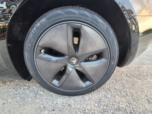 Used 2019 Tesla Model 3 RWD image 30