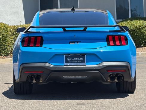Used 2025 Ford Mustang GT Premium w/ GT Performance Package RWD image 7