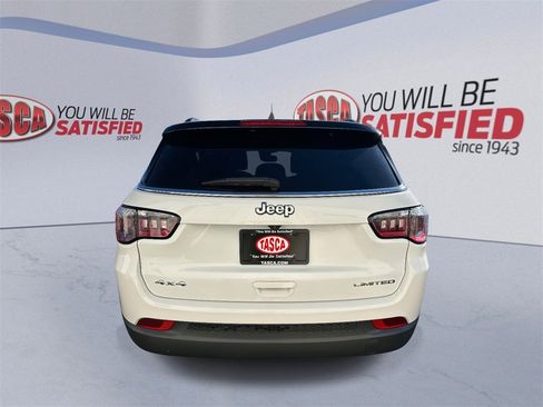 Used 2022 Jeep Compass Limited image 4