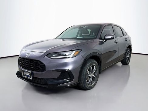 Used 2023 Honda HR-V EX-L image 3