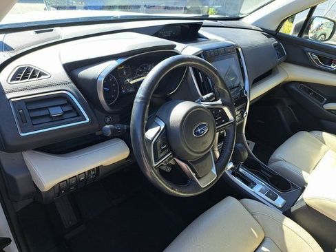 Used 2022 Subaru Ascent Limited w/ Technology Package AWD/4WD image 10