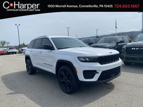 Used 2023 Jeep Grand Cherokee Altitude AWD/4WD image 1