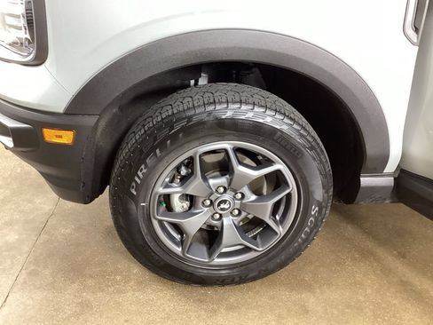 Certified 2022 Ford Bronco Sport Badlands w/ Premium Package AWD/4WD image 28