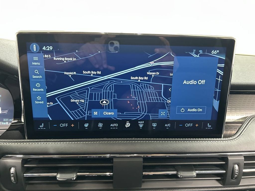 Used 2023 Lincoln Corsair AWD w/ Equipment Group 101A image 16