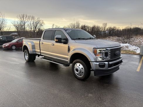 Used 2020 Ford F450 Lariat w/ Lariat Ultimate Package image 2