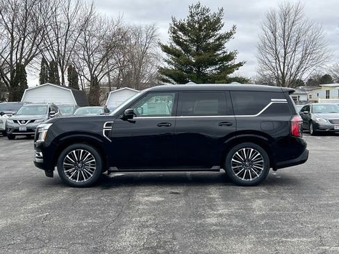New 2025 Nissan Armada Platinum Reserve image 9