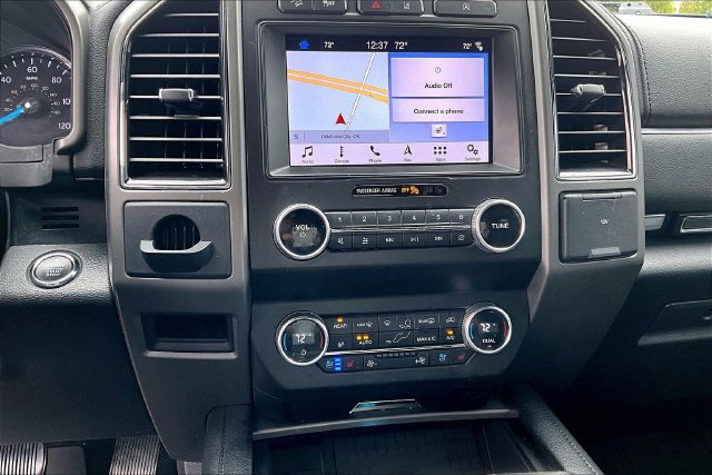 Used 2019 Ford Expedition XLT w/ Equipment Group 202A AWD/4WD image 31