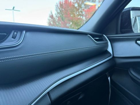 New 2025 Jeep Grand Cherokee L Altitude image 21