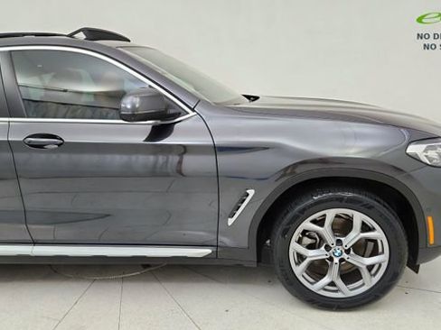 Used 2025 BMW X4 xDrive30i AWD/4WD image 7