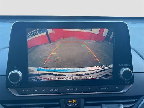 Used 2023 Nissan Altima 2.5 SR image 13