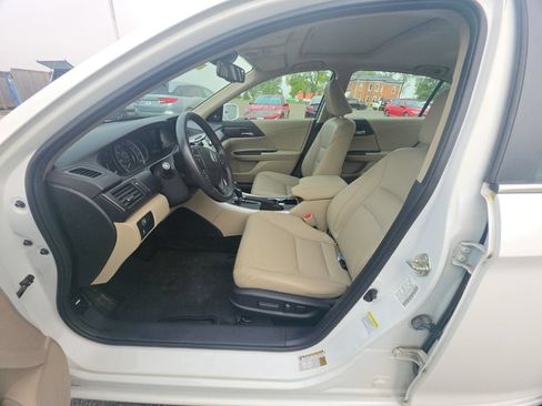 Used 2015 Honda Accord EX-L image 12