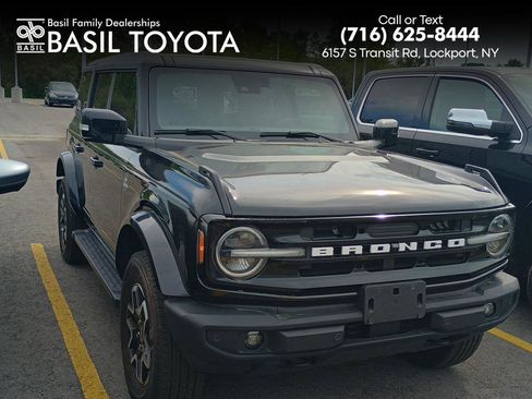 Used 2024 Ford Bronco Outer Banks AWD/4WD image 1