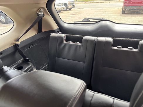 Used 2020 Mitsubishi Outlander ES image 13